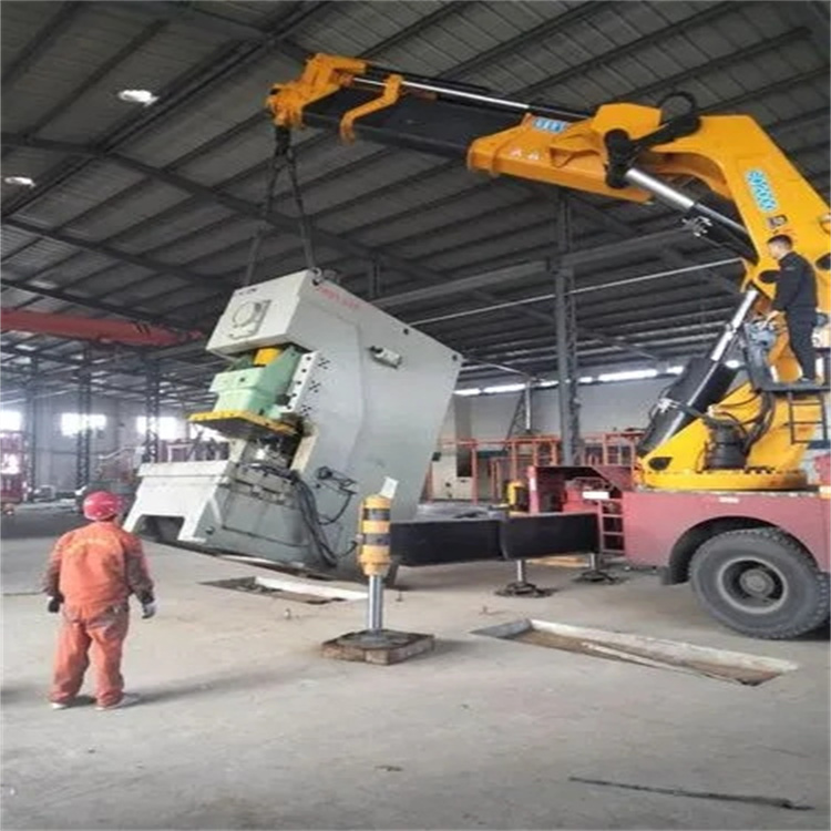 马鞍山博望80吨折臂吊车出租附近电话